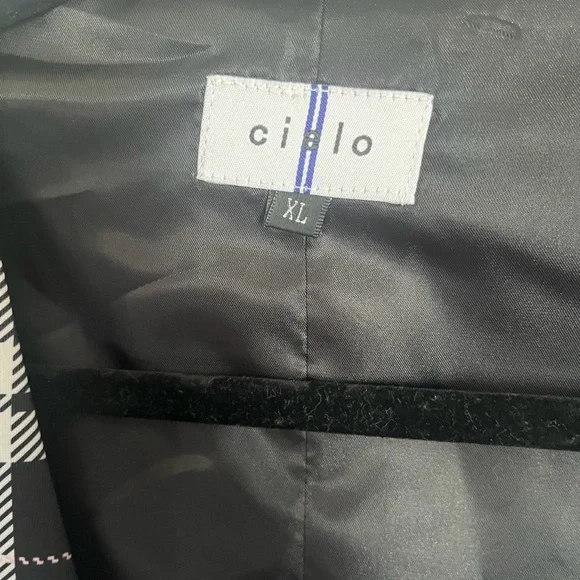 Men Cielo Black and White Plaid Men's Vest - Picture 4 of 7